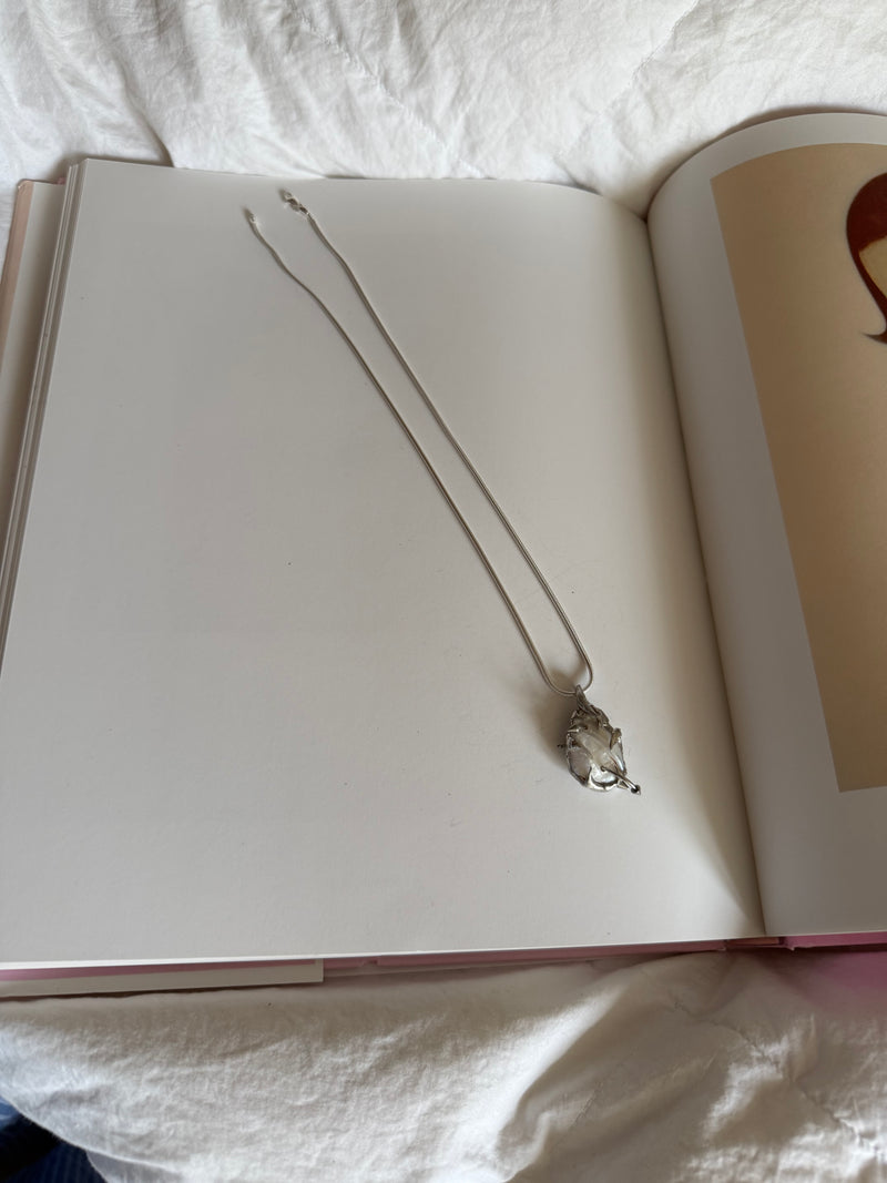 „iris“ pierced charm- Monoklin — view 3