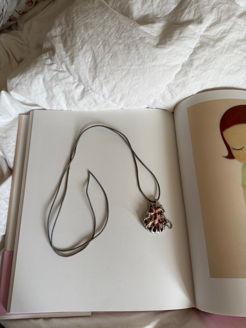 „sole“ pierced seashell charm - Monoklin — view 8