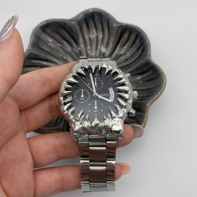 "black pearl" - monoklin watch — view 2