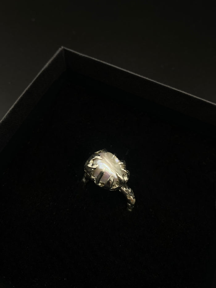"IVY" -RING MONOKLIN